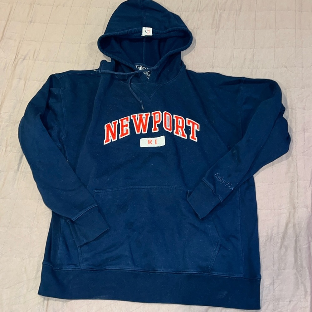 Newport R.I. hoodie men’s L